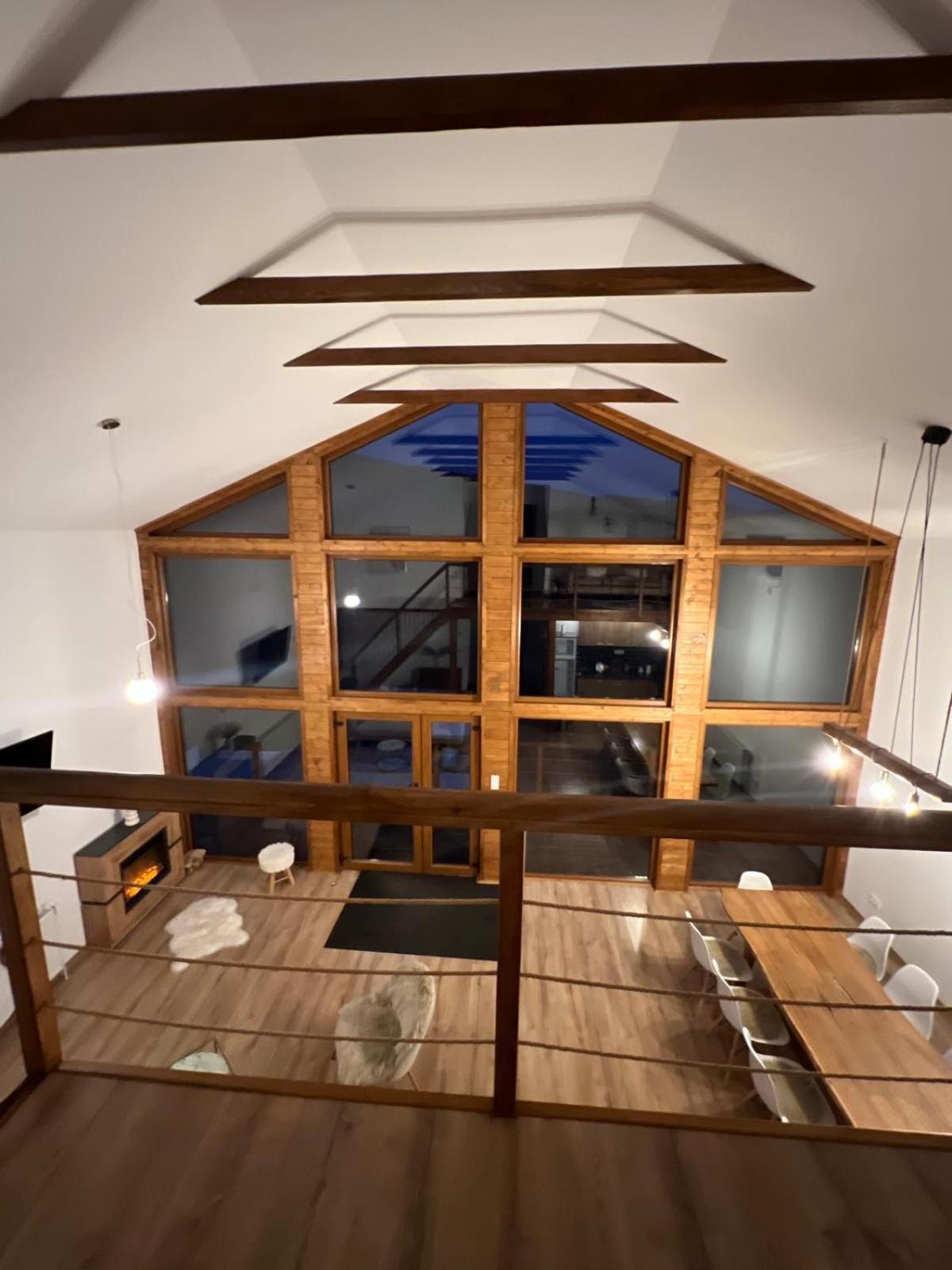 Le Chalet M - Cabana Cu O Panorama De Poveste. Surdesti  Exterior foto
