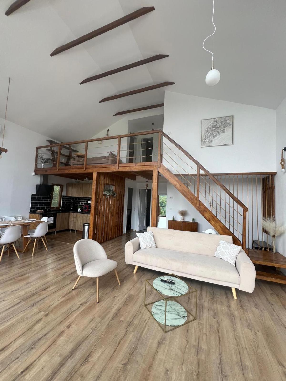 Le Chalet M - Cabana Cu O Panorama De Poveste. Surdesti  Exterior foto