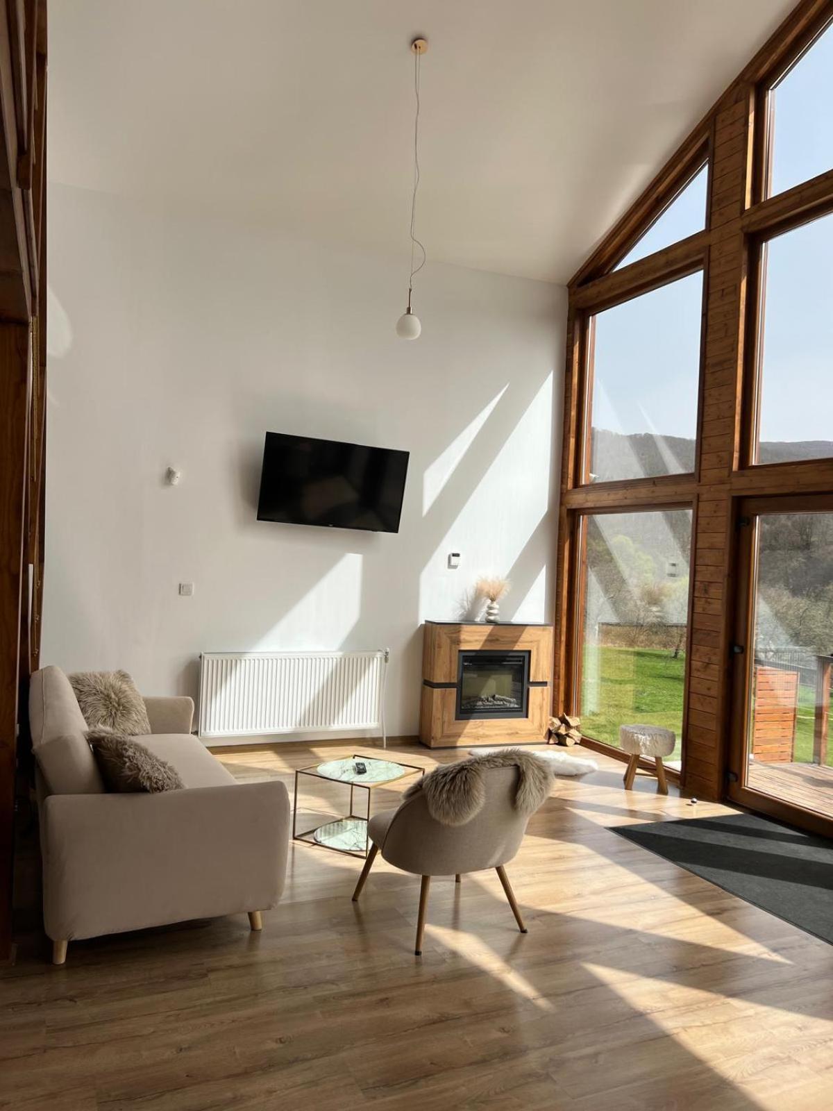 Le Chalet M - Cabana Cu O Panorama De Poveste. Surdesti  Exterior foto